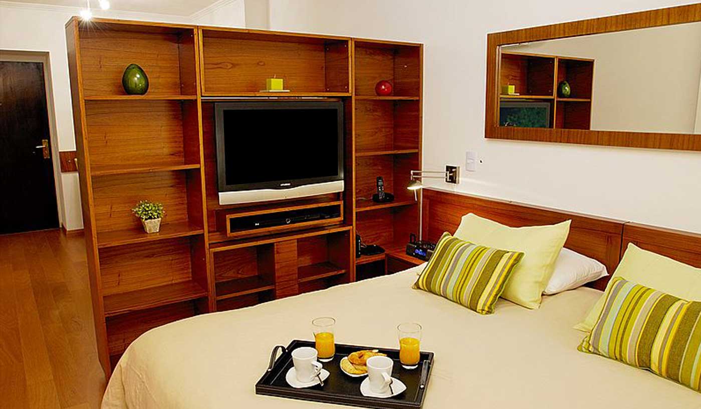 Spacious Studio in Five Star Building