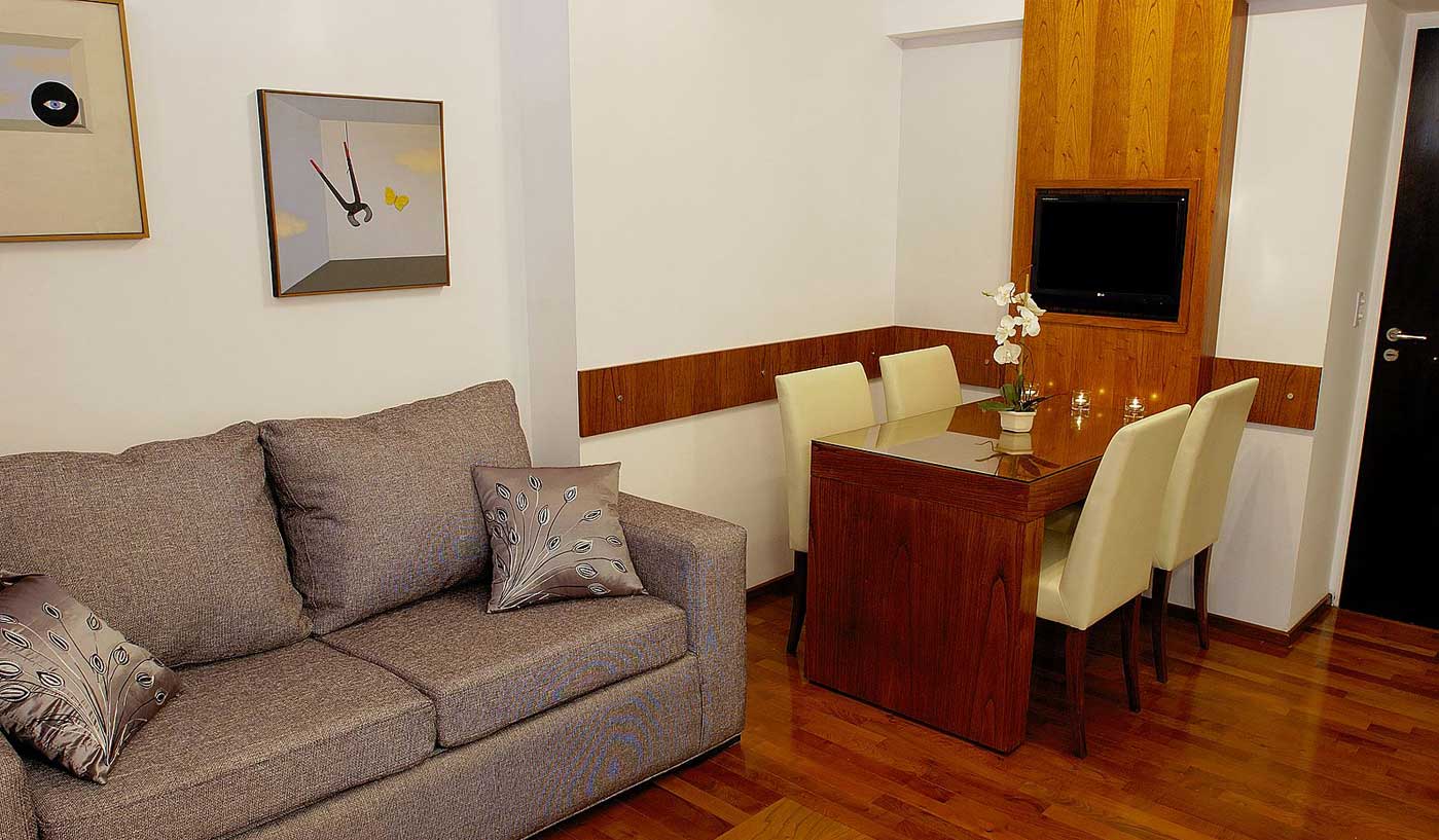 Spacious Studio in Five Star Building