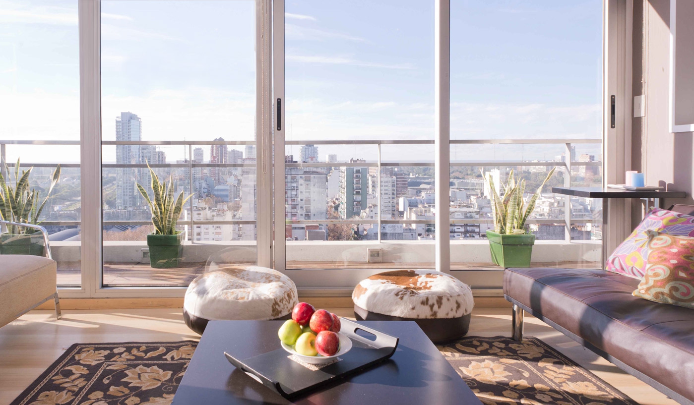 Three Storey Penthouse with Private Terrace, BBQ and Hot-Tub