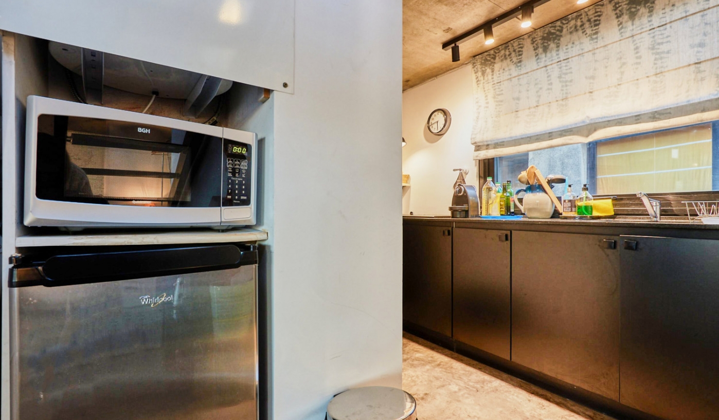 Amazing Two Storey Loft With Private Terrace, BBQ and Pool
