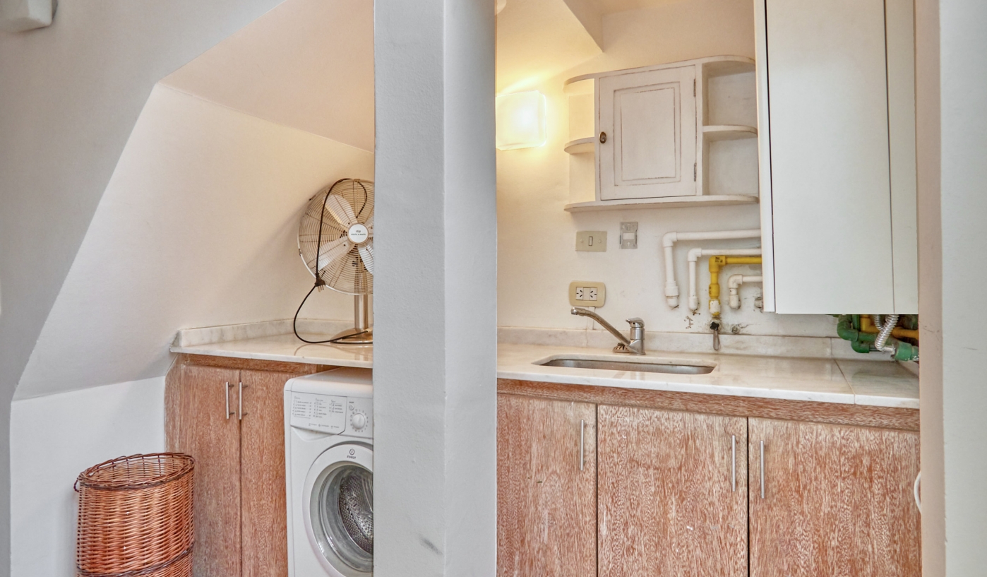 Amazing Two Bedroom Duplex with Private Terrace and BBQ