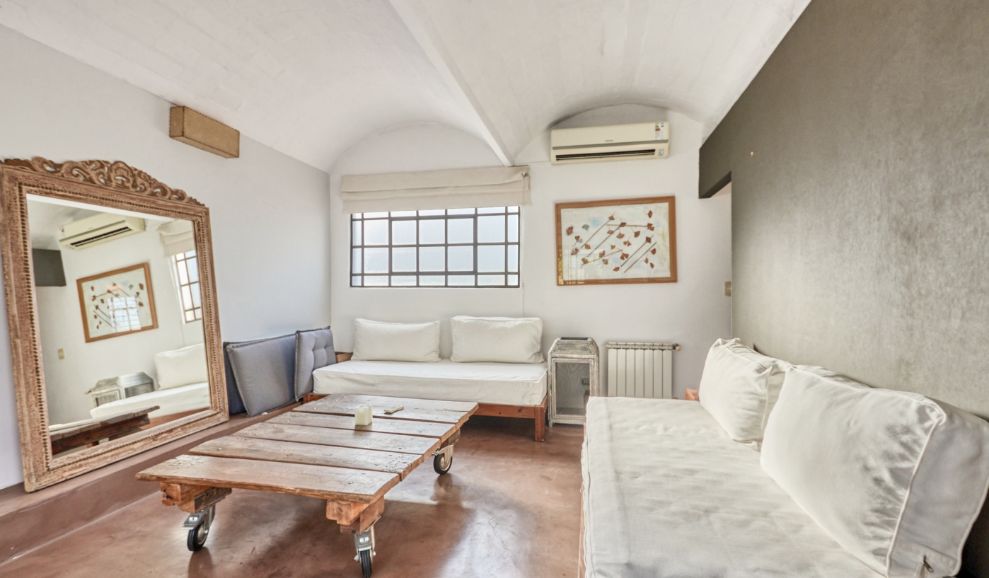 Amazing Two Bedroom Duplex with Private Terrace and BBQ