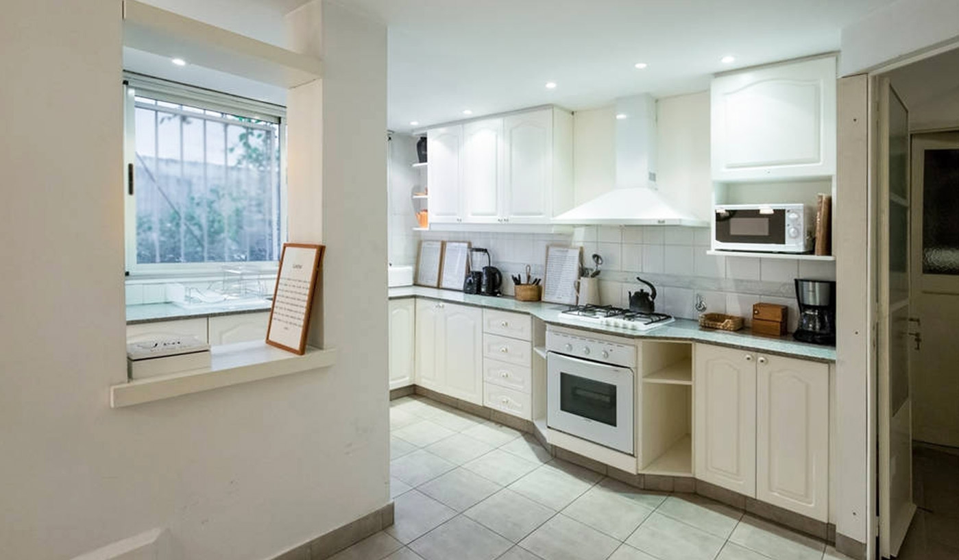 Great Three Bedroom Apartment in Most Exclusive Area of Palermo