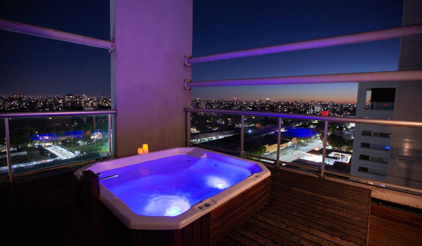 One Bedroom Stylish Duplex in Palermo Hollywood with Rooftop Pool