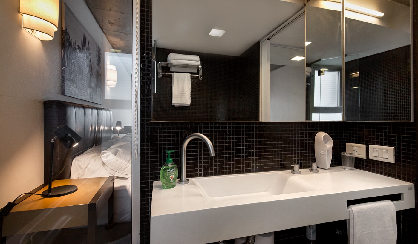 One Bedroom Stylish Duplex in Palermo Hollywood with Rooftop Pool