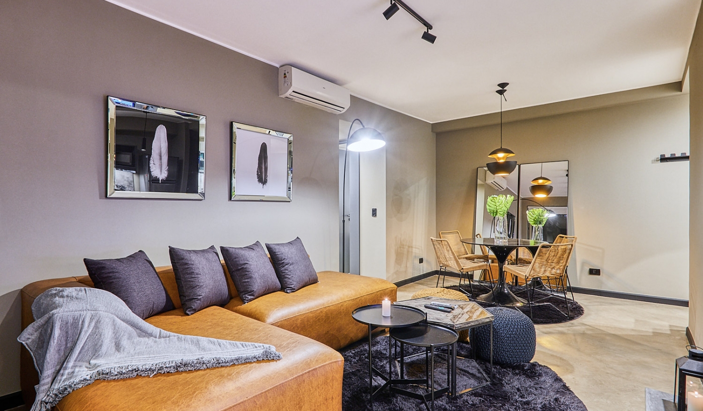 Top Fully Remodeled Two Bedroom Apartment with Pool, Gym and Great Views