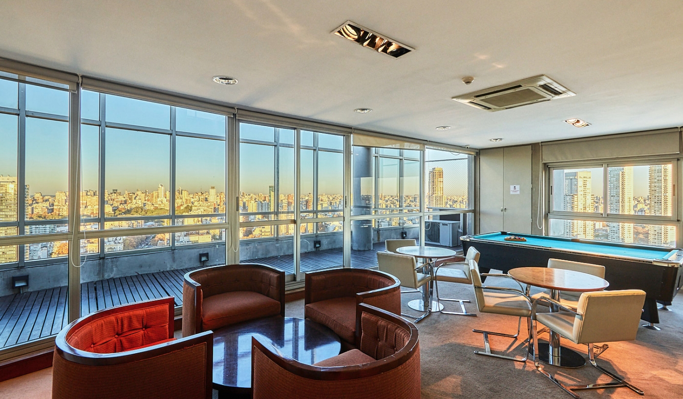 Top Fully Remodeled Two Bedroom Apartment with Pool, Gym and Great Views