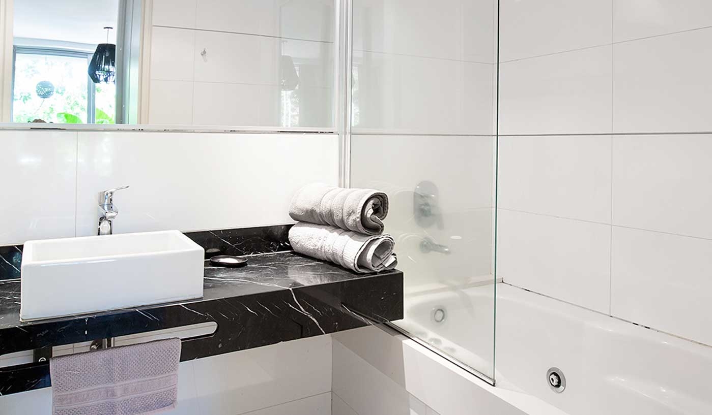 Superb Three Bedroom Apartment with Pool, BBQ, and Gym in Best of Belgrano