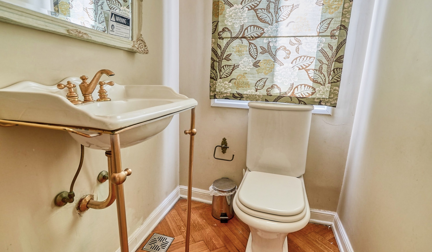 Impressive Five Bedroom Apartment in Chic Recoleta