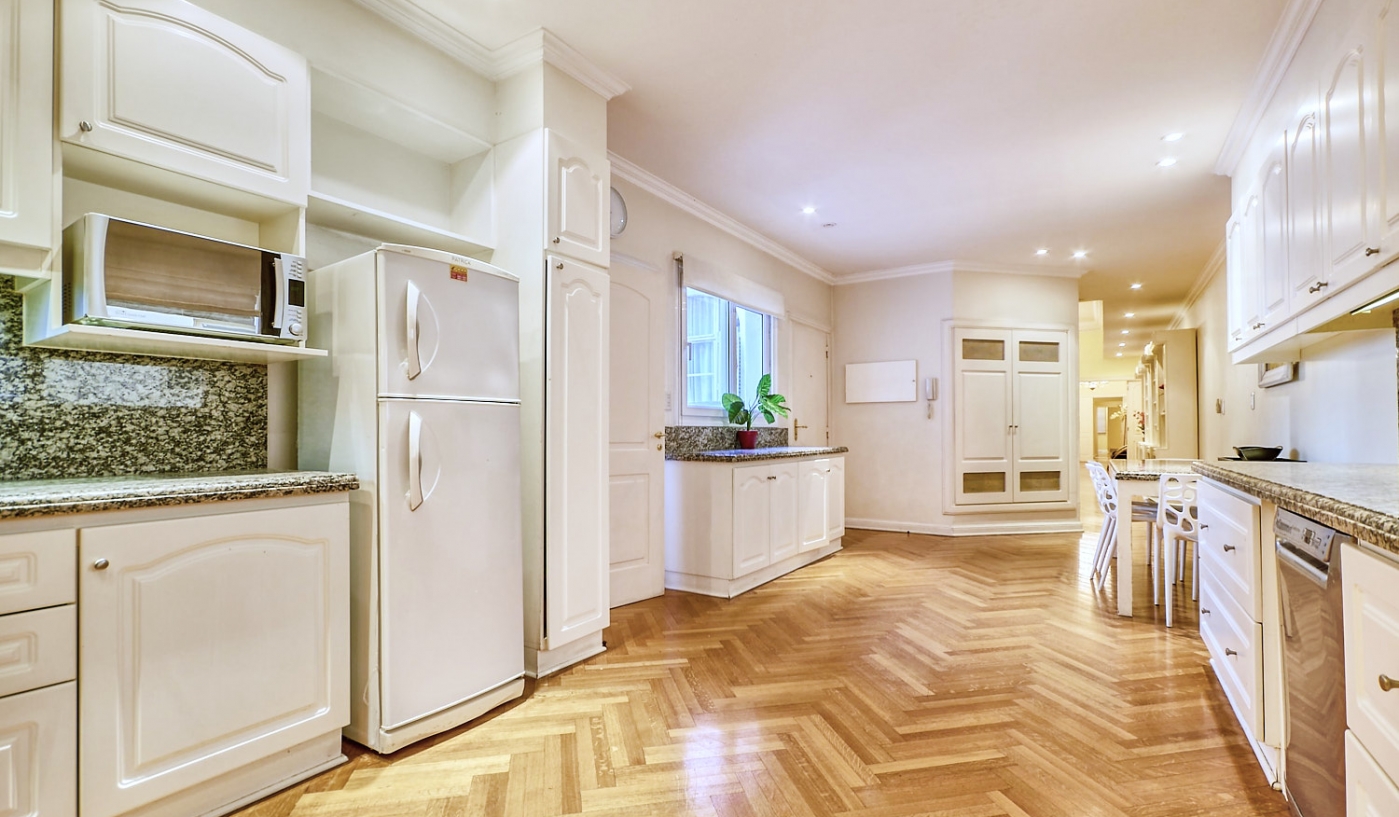 Impressive Five Bedroom Apartment in Chic Recoleta