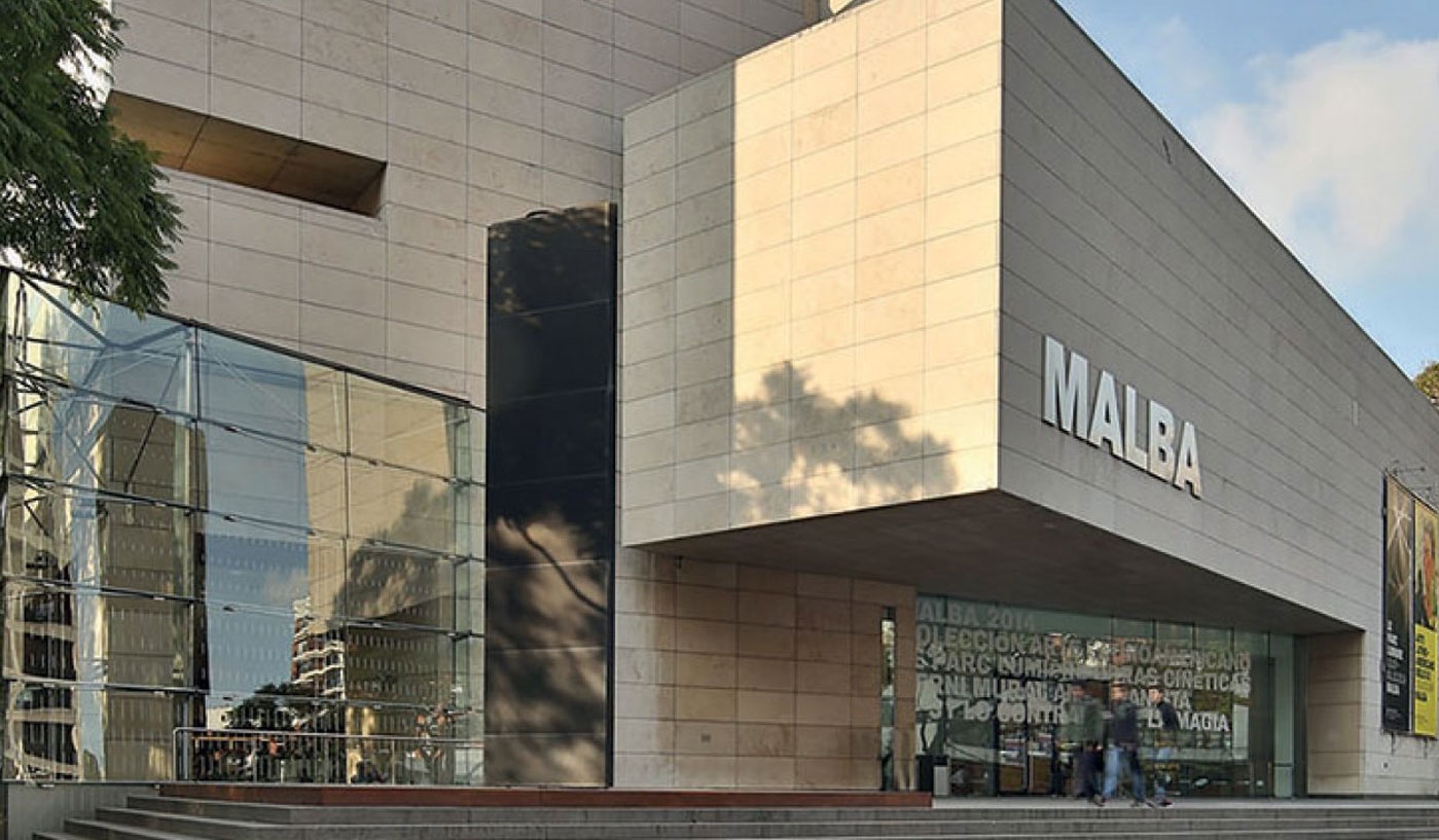 Wide and quiet residential streets shaded by overhanging trees, parks and museums